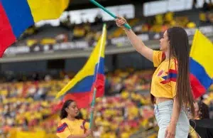 Las marcas colombianas se ‘pusieron la 10’ y lanzaron prendas para apoyar a la Selección con estilo: véalas y anímese a crear su outfit futbolero