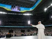 De Roma a las misas en estadios: así ha cambiado la devoción hacia el papa