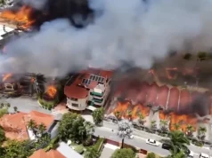 Videos muestran cómo fue voraz incendio que consumió lujoso resort en República Dominicana y forzó evacuación masiva de más de mil turistas: así quedó