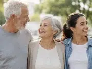 Descubren una proteína clave que podría explicar por qué mujeres y hombres envejecen de manera diferente