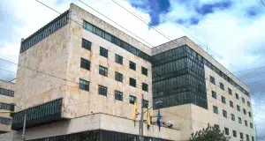 Colsubsidio aplaza cierre de las urgencias pediátricas de su Clínica Infantil tras acuerdo de pago con Famisanar
