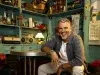 Guillo Vives regresa a la música con sabor vallenato y haciendo un homenaje a grandes figuras del folclor