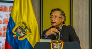 Comisión de Acusaciones evalúa suspensión provisional de Gustavo Petro