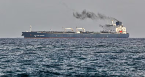 EE. UU. se mantiene “vigilante” ante el anuncio del cierre de Ormuz por Irán
