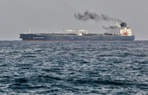 EE. UU. se mantiene “vigilante” ante el anuncio del cierre de Ormuz por Irán