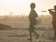 La mitad de los niños del mundo vive bajo amenazas climáticas