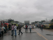 Movilidad y empleo, afectados por bloqueos en Puerto Gaitán