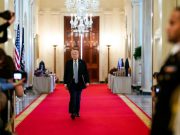 Lejos de Tel Aviv, cerca de Teherán: Trump logra acuerdo con Irán