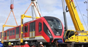 Ya está en Bogotá el tren número 12 del metro de Bogotá