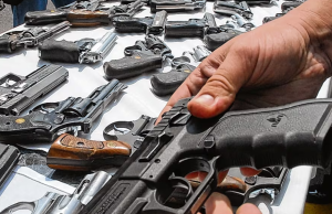 Desarticulada banda “Los Náuticos” que traía armas desde EE.UU.