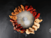 Disfrutar del auténtico pollo frito coreano, en Provenza