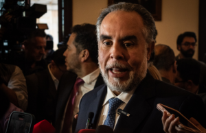 Niegan tutela a Armando Benedetti y continua con embargo