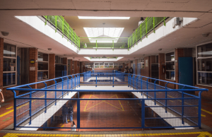 Casos de suicidio en colegios de Bogotá se triplicaron en 2025