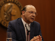 Minhacienda fija cita de empalme y pide evitar coacciones al equipo