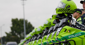 Bogotá entregó 225 nuevas motos a la Policía para reforzar seguridad