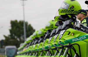 Bogotá entregó 225 nuevas motos a la Policía para reforzar seguridad
