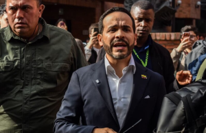 Mandatario de Colombia puede tener doble nacionalidad: expresidentes de Cortes