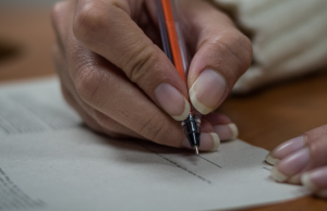 Denuncian retrasos en la ejecución de recursos en Bogotá
