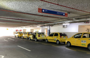 Suspenden cobro a taxis para ingreso al túnel del aeropuerto Palonegro