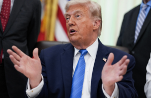 Trump promete apoyo a Colombia si gana De la Espriella