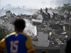 El mundo se moviliza por Venezuela donde sigue búsqueda de sobrevivientes