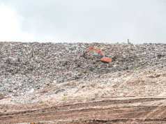 153.000 toneladas de plástico llegan cada año a ecosistemas