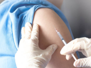 Cuatro de cada diez cánceres asociados al VPH ocurren en hombres: campaña busca derribar tabúes sobre la prevención