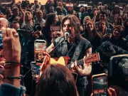 Juanes anuncia su segundo concierto en el Movistar Arena de Bogotá, después de agotar la boletería de su primer show