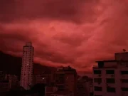 ¿Qué significa el cielo rojo que sorprendió a Venezuela? La explicación de un astrofísico sobre el fenómeno