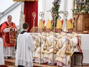 La rebelión de tradicionalistas que desafió al Papa León XIV