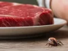 La extraña alergia que puede ser mortal y aparece horas después de comer carne roja: el vínculo con las picaduras de garrapatas