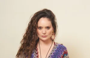María Mulata viaja por Europa con sus sonidos tradicionales y las canciones de su más reciente álbum, el más introspectivo de su carrera