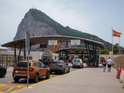 Cae otro “muro”: la Verja de Gibraltar