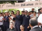Presidente electo De La Espriella encabezó desfile del 20 de Julio en Medellín