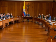 Frenan decreto que quitaba la prima especial a congresistas