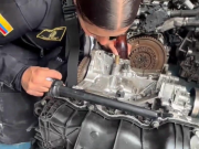 Hallan 13 motores en desguazadero ilegal de vehículos en Bogotá