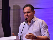 Presidente del Senado buscará reunión con De La Espriella, Petro y Uribe