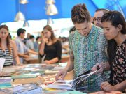 “Los libros siguen reuniendo a los jóvenes”: el secretario Santiago Silva habla sobre La Parada Juvenil de la Lectura