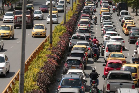 ¿Moroso del impuesto vehicular? Todavía puede ponerse al día, con descuento, en tres puntos en El Poblado