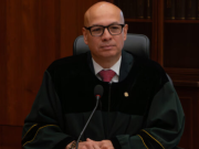 Presidente de Corte Suprema no ve motivos para desobediencia civil