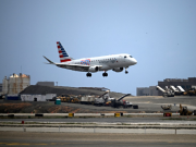 Principal aeropuerto de Venezuela retomará vuelos tras terremotos