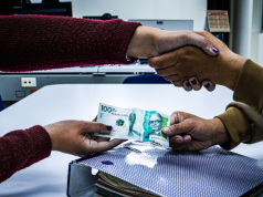 Contraloría alerta por aumento del 22,5% en contratación pública
