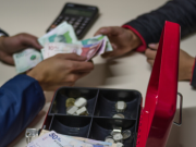 Decreto del salario mínimo 2026 seguirá vigente mientras avanza proceso