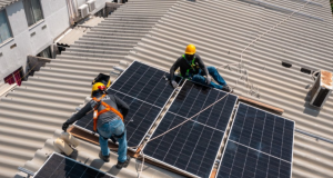 Actualizan reglas para instalar sistemas solares en hogares vulnerables