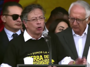 Petro centra su último discurso como presidente en criticar a De la Espriella