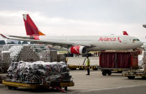Proponen cuatro alternativas para elevar competitividad del sector aéreo