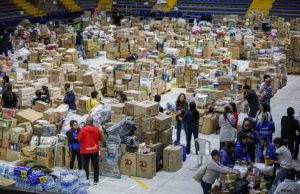 La capital supera las 2.300 toneladas de ayuda humanitaria