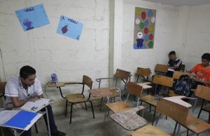 Solo 44 de cada 100 niños llegan a tiempo a grado once en Colombia: así queda el sistema educativo colombiano de cara al nuevo Gobierno