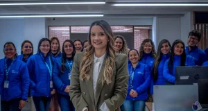 Marcela Brun, experta en sostenibilidad financiera de la salud, asume como viceministra de Protección Social