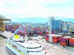 Buenaventura necesita maquinaria, carpas y 15.000 ayudas humanitarias para atender la emergencia por el terremoto en Colombia